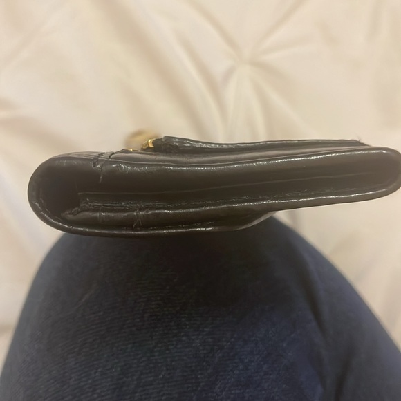 Authentic Chloe pebble bow leather wallet - Picture 12 of 13